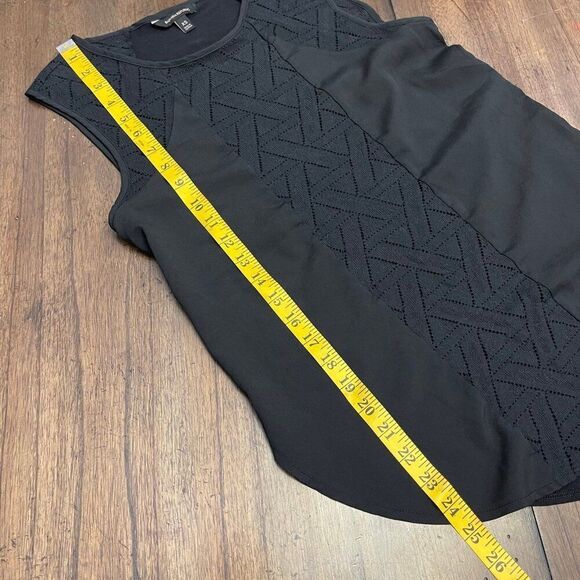 Banana Republic Sleeveless Blouse - Picture 6 of 7